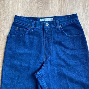 Vintage dark wash mom jeans. Size 8